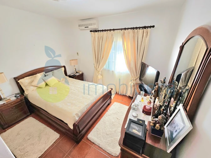 Moradia T4 para Venda em Guia Foto 46