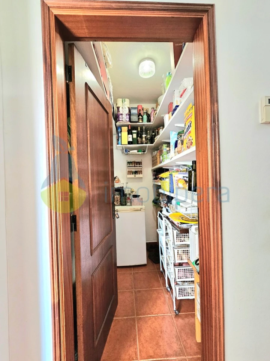 Moradia T4 para Venda em Guia Foto 36