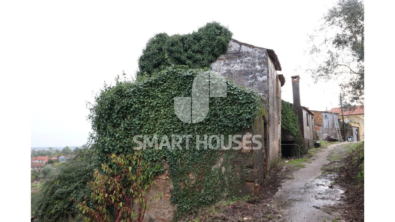 Moradia T3 para Venda em Ázere e Covelo Foto 3