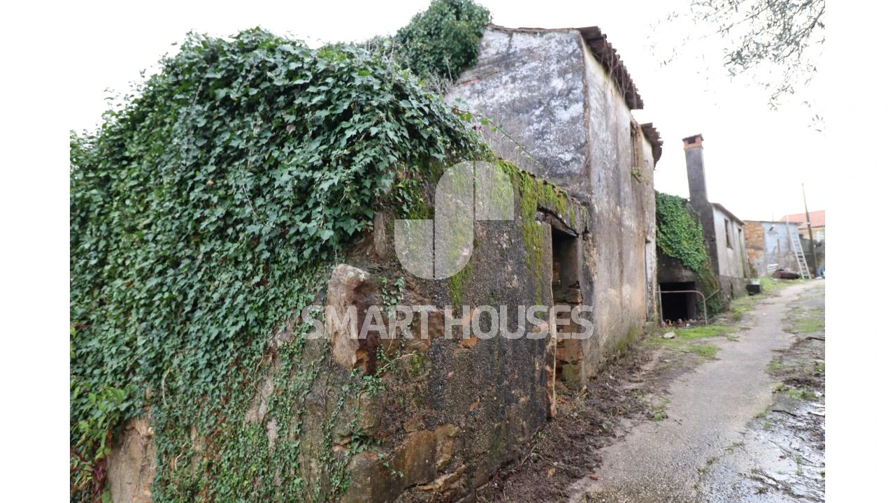 Moradia T3 para Venda em Ázere e Covelo Foto 5