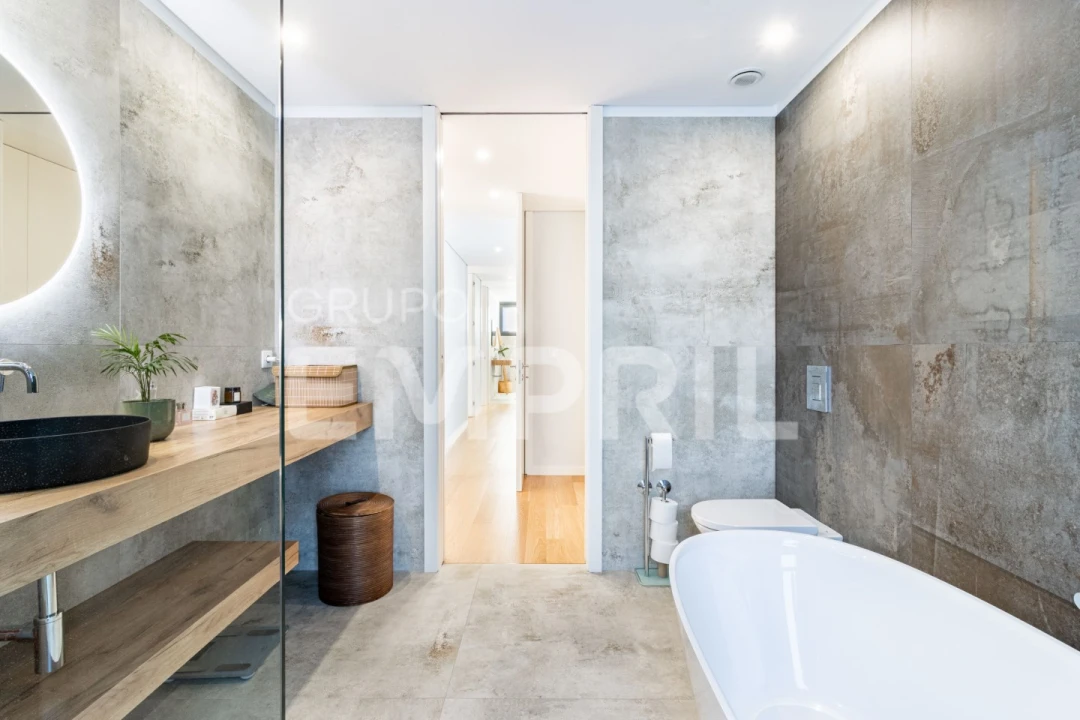 Moradia T3 para Venda em São Felix da Marinha Foto 27