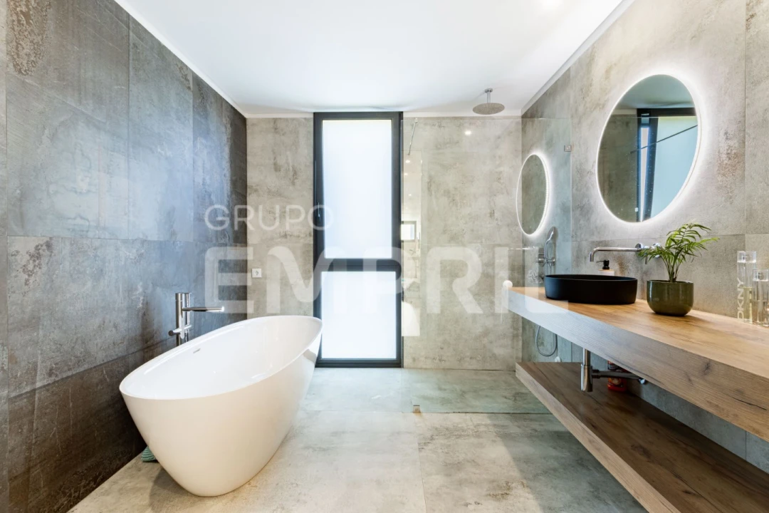 Moradia T3 para Venda em São Felix da Marinha Foto 28