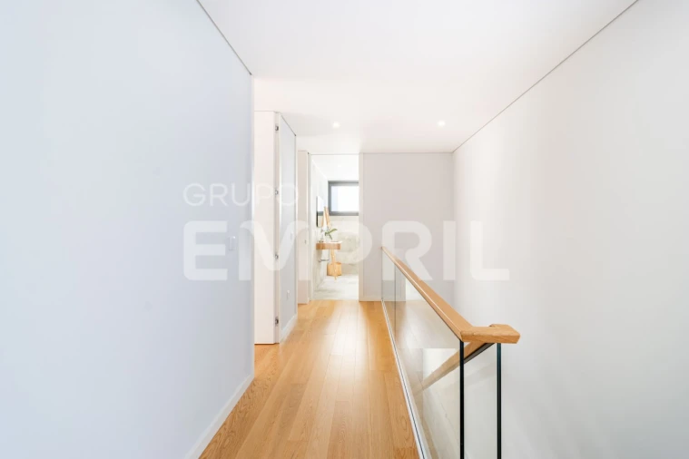 Moradia T3 para Venda em São Felix da Marinha Foto 16