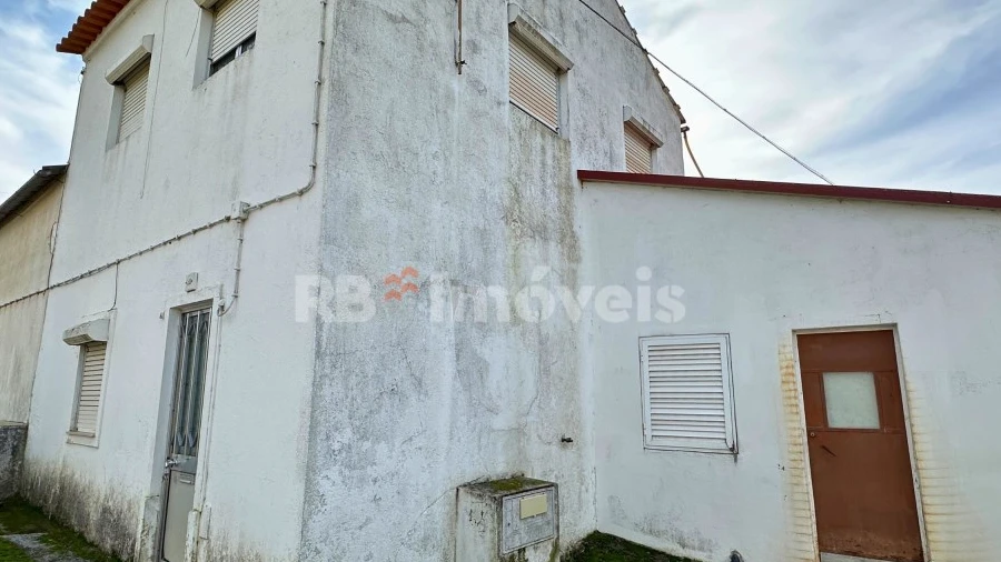 Moradia T3 para Venda em Olaia e Paço