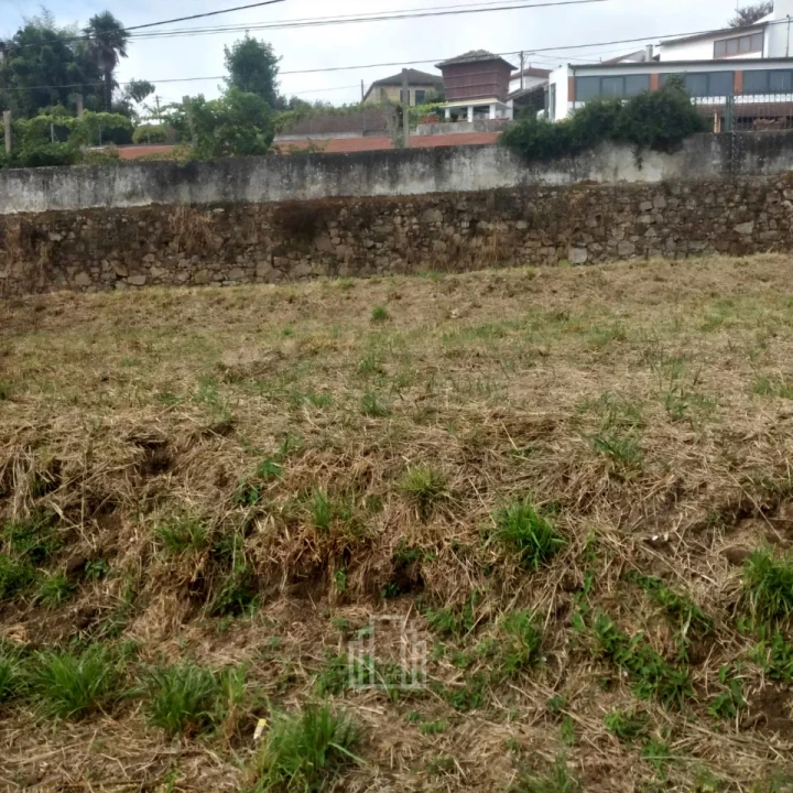 Terreno para Venda em Fiães Foto 3
