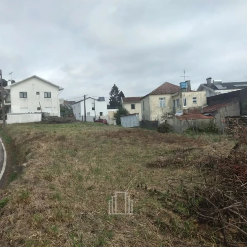Terreno para Venda em Fiães Foto 1
