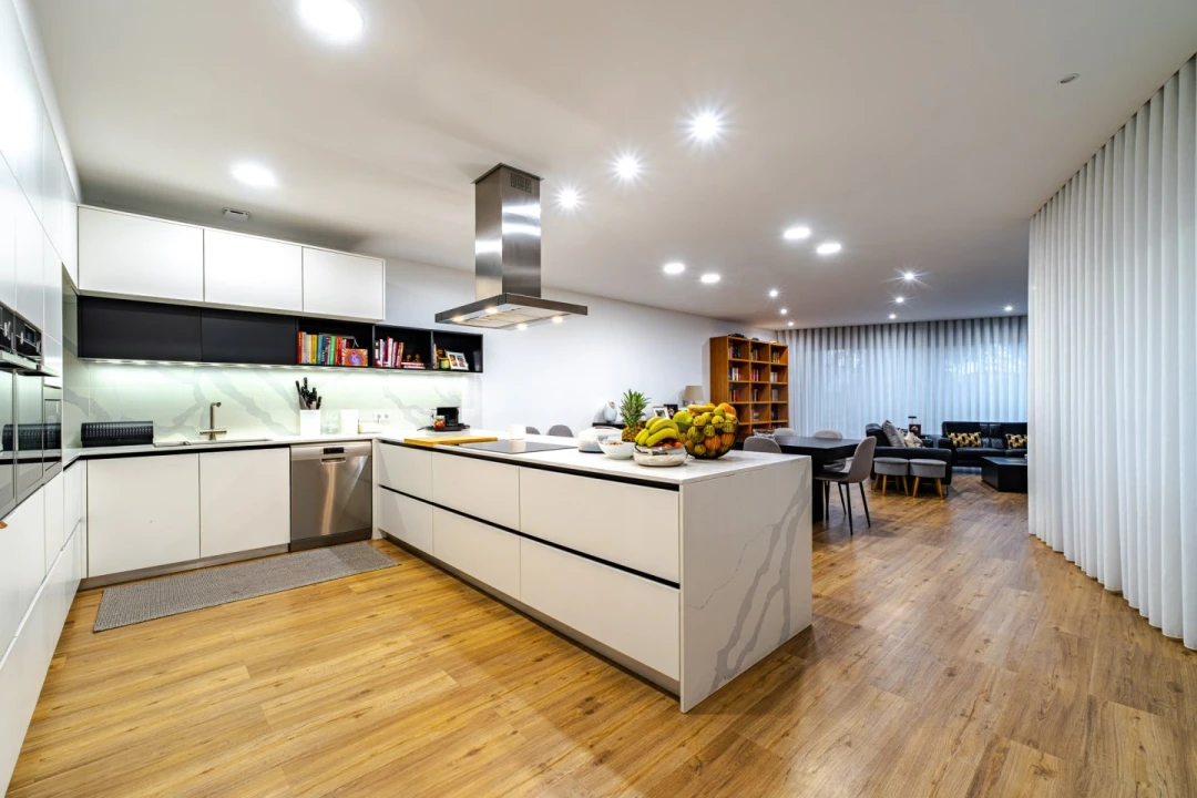 Moradia T3 para Venda em Milheiros Foto 10