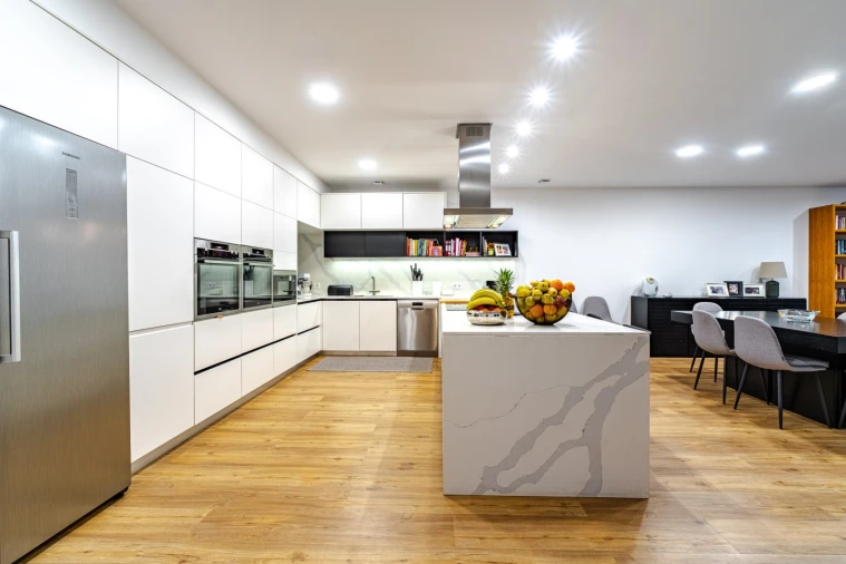 Moradia T3 para Venda em Milheiros Foto 9