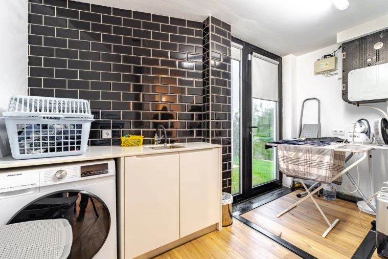 Moradia T3 para Venda em Milheiros Foto 27