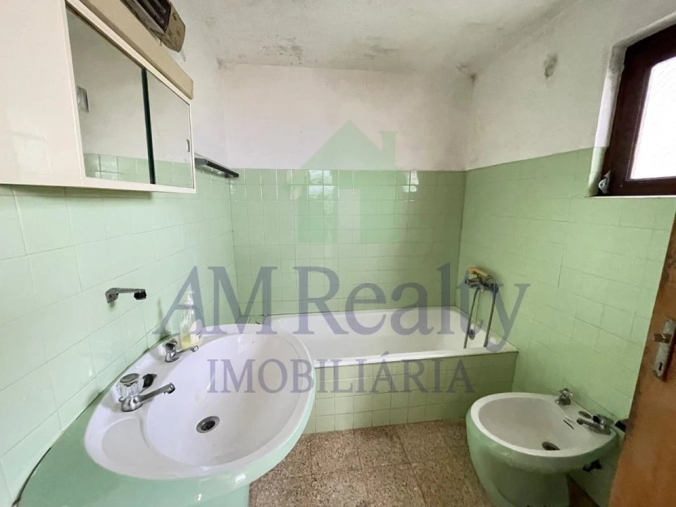 Moradia T3 para Venda em Atouguia da Baleia Foto 4