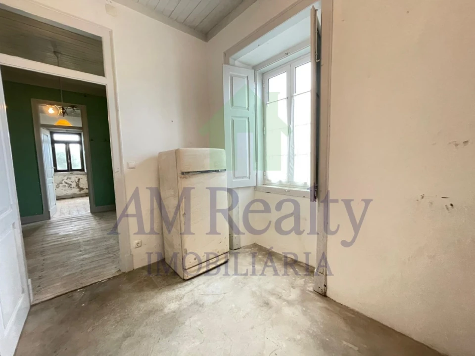 Moradia T3 para Venda em Atouguia da Baleia Foto 11