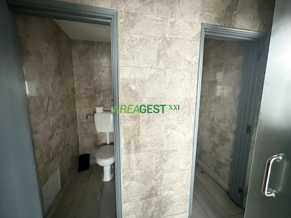 Negócio para Venda em Charneca de Caparica e Sobreda Foto 12