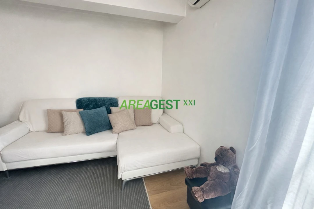 Negócio para Venda em Charneca de Caparica e Sobreda Foto 24