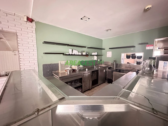 Negócio para Venda em Charneca de Caparica e Sobreda Foto 8