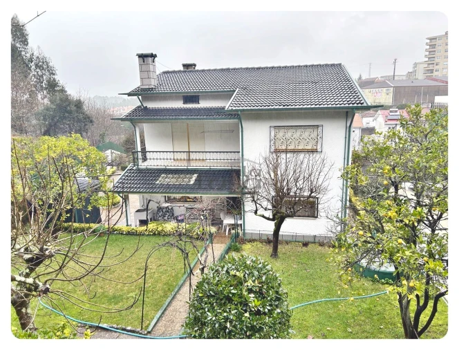 Moradia T6 para Venda em Gondomar (São Cosme), Valbom e Jovim Foto 4