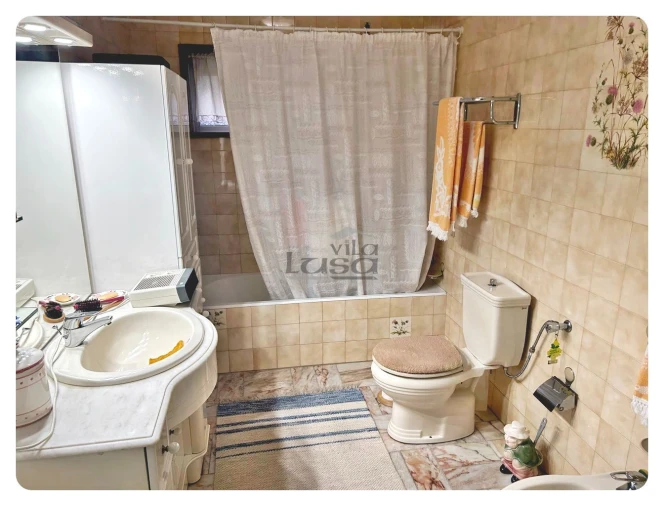 Moradia T6 para Venda em Gondomar (São Cosme), Valbom e Jovim Foto 5