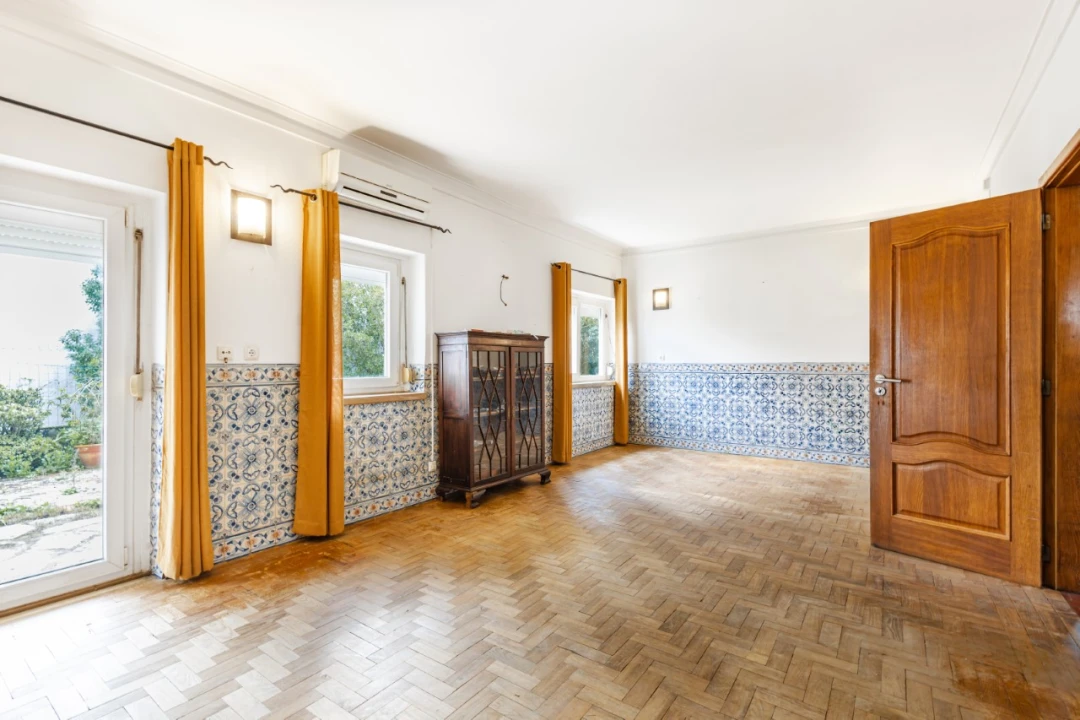 Moradia T6 para Venda em Caparica e Trafaria Foto 12