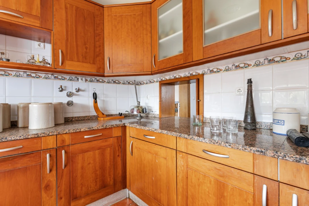 Moradia T6 para Venda em Caparica e Trafaria Foto 17