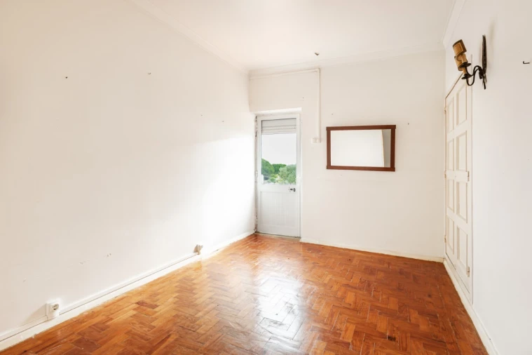 Moradia T6 para Venda em Caparica e Trafaria Foto 33