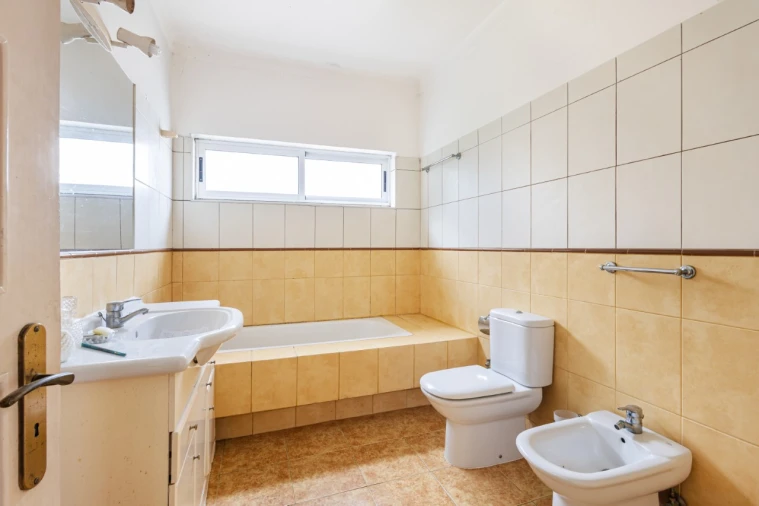 Moradia T6 para Venda em Caparica e Trafaria Foto 36