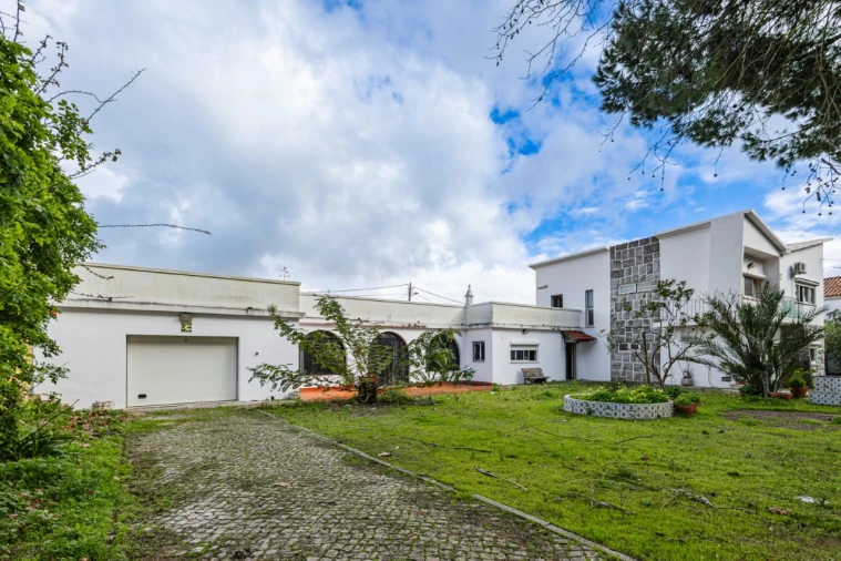 Moradia T6 para Venda em Caparica e Trafaria Foto 53