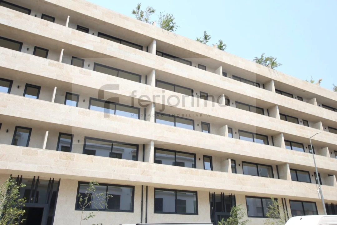 Apartamento T2 para Venda em Creixomil Foto 6