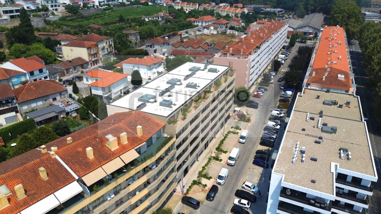 Apartamento T2 para Venda em Creixomil Foto 10