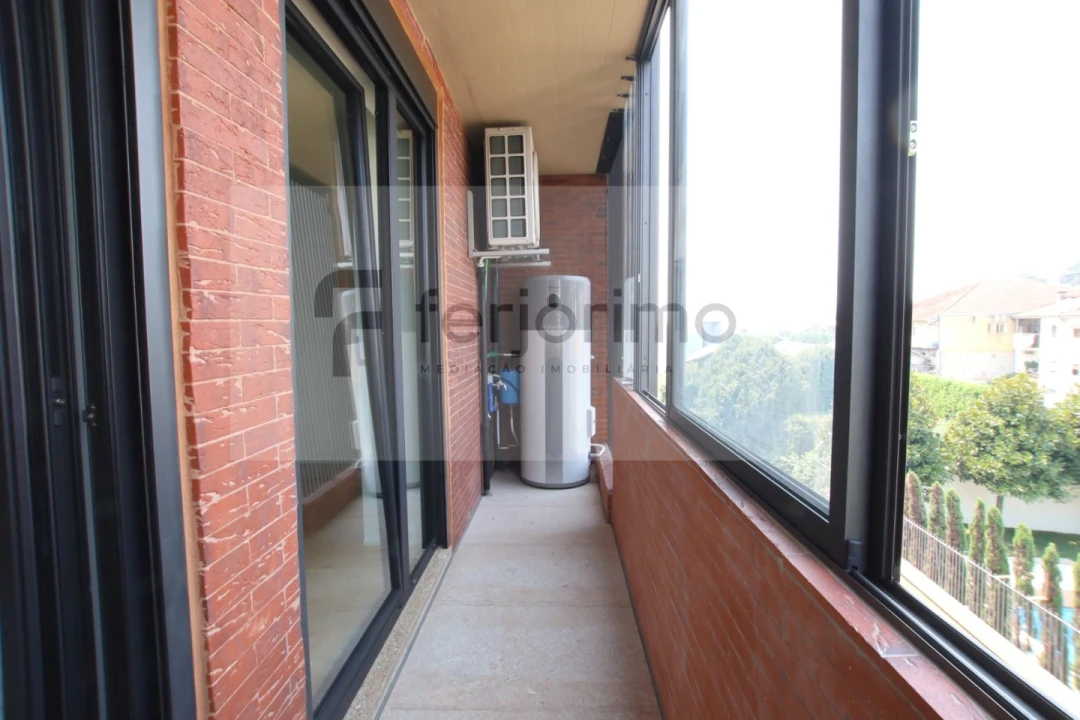 Apartamento T2 para Venda em Creixomil Foto 35