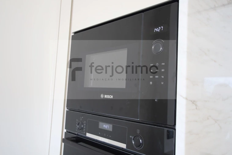 Apartamento T2 para Venda em Creixomil Foto 47