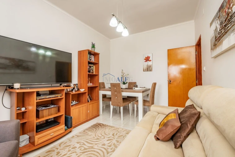 Apartamento T3 para Venda em Barreiro e Lavradio Foto 3