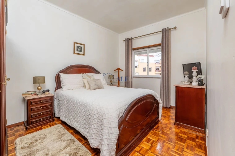 Apartamento T3 para Venda em Barreiro e Lavradio Foto 5