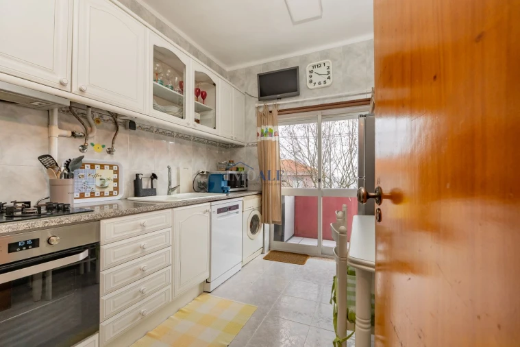 Apartamento T3 para Venda em Barreiro e Lavradio Foto 16