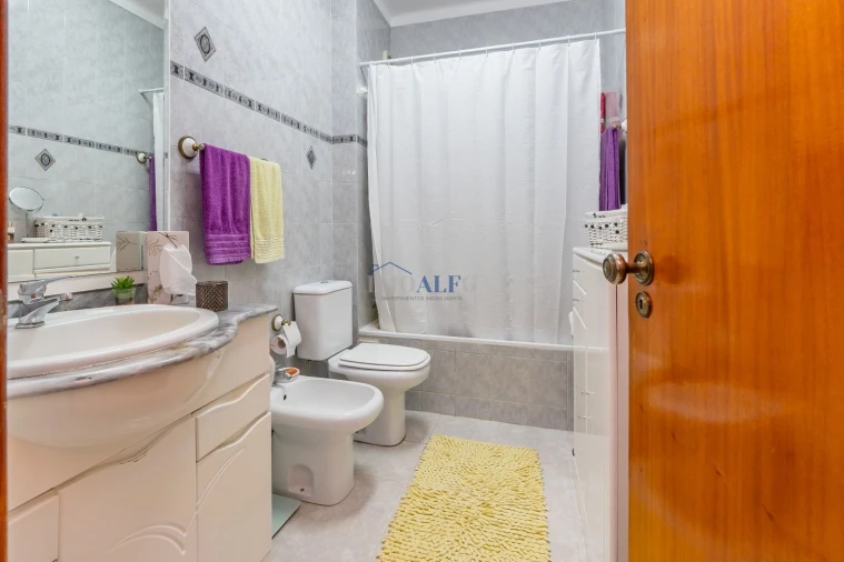 Apartamento T3 para Venda em Barreiro e Lavradio Foto 20