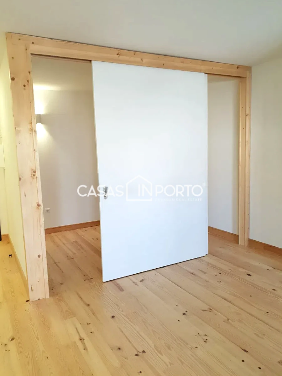 Apartamento T0 para Venda em Paranhos Foto 4