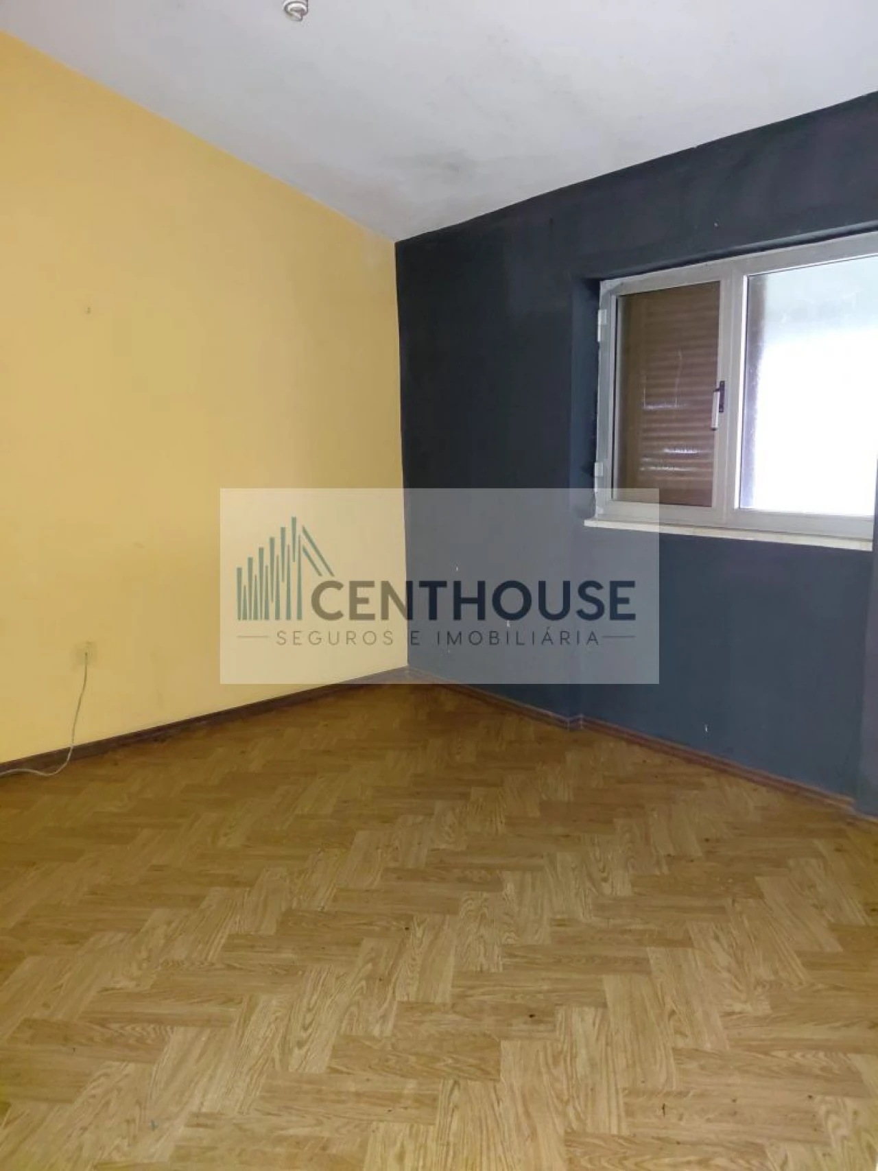 Moradia T2 para Venda em Portunhos e Outil Foto 3