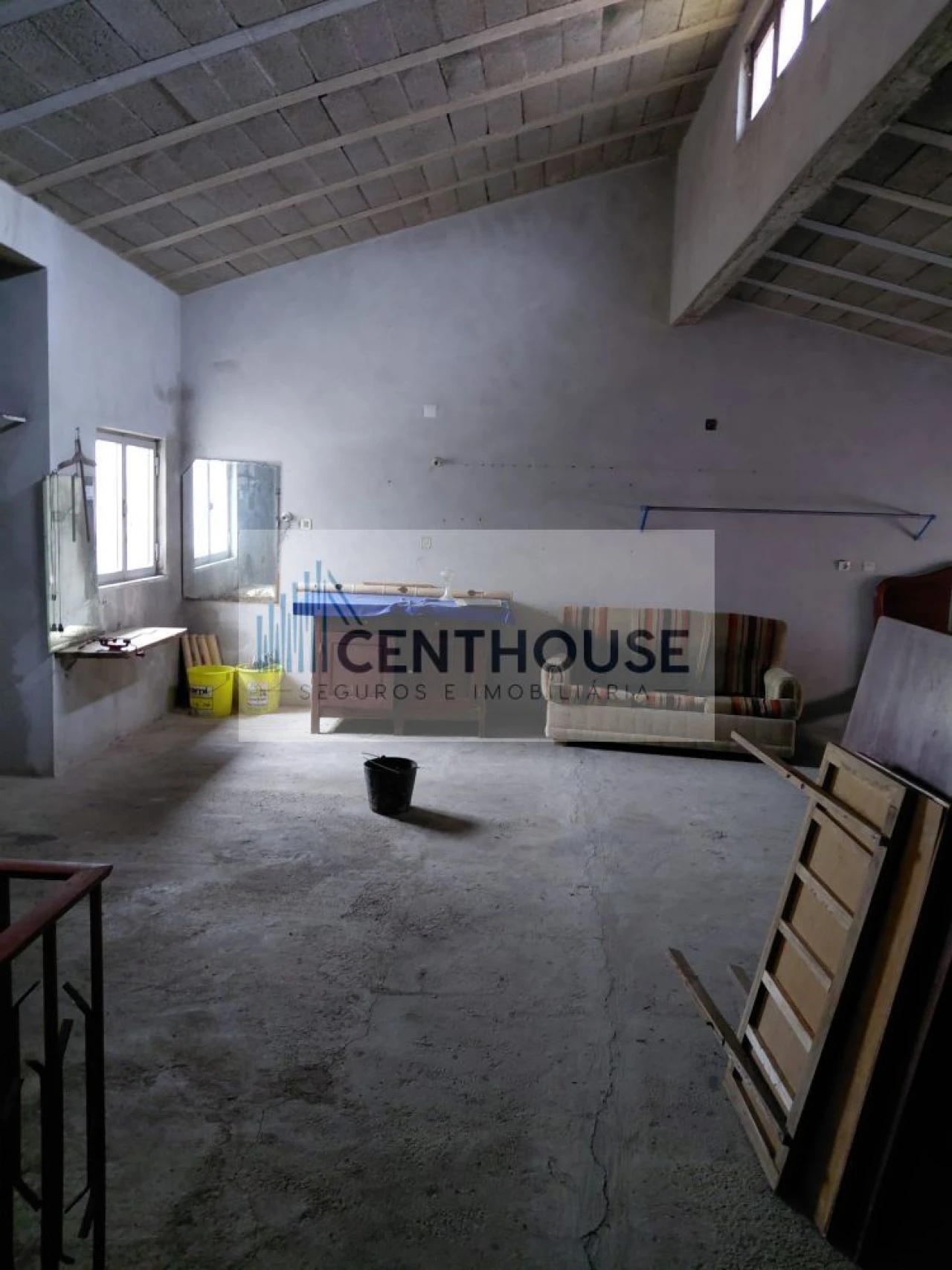 Moradia T2 para Venda em Portunhos e Outil Foto 8