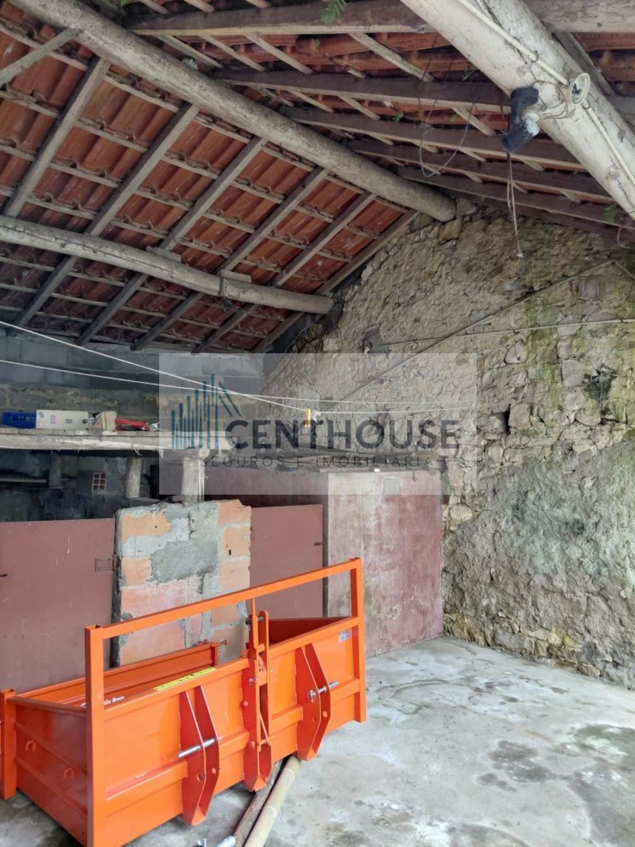 Moradia T2 para Venda em Portunhos e Outil Foto 13