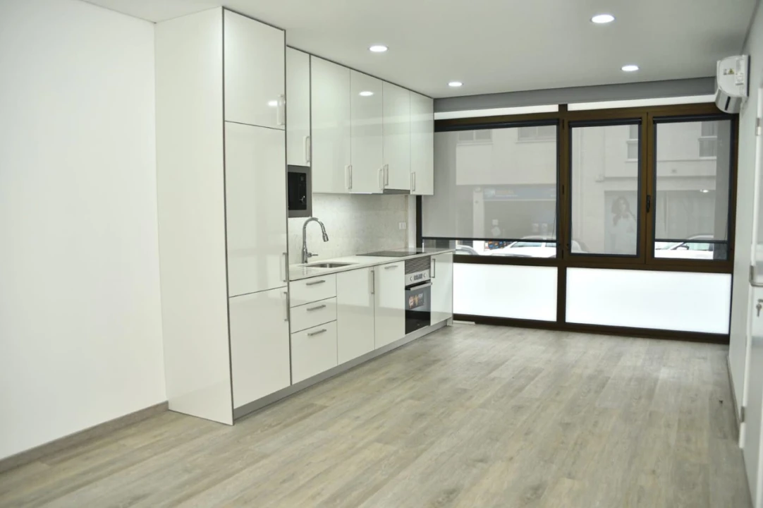 Apartamento T5 para Venda em Glória e Vera Cruz Foto 2