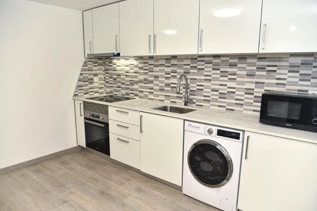 Apartamento T5 para Venda em Glória e Vera Cruz Foto 13