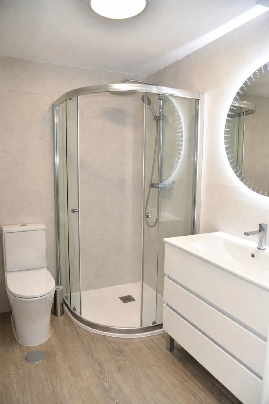 Apartamento T5 para Venda em Glória e Vera Cruz Foto 18