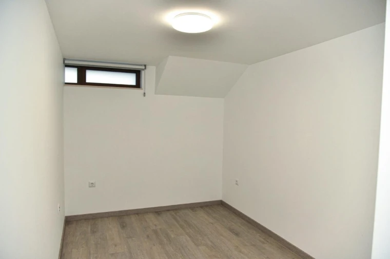 Apartamento T5 para Venda em Glória e Vera Cruz Foto 19