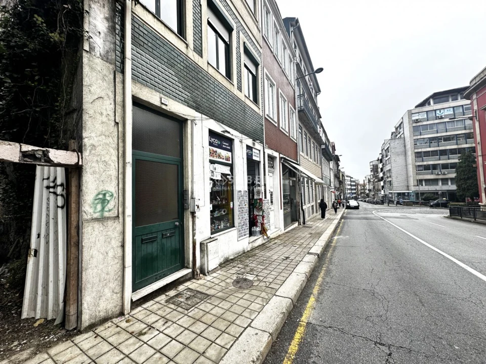 Loja para Venda em Cedofeita, Santo Ildefonso, Sé, Miragaia, São Nicolau e Vitória Foto 2