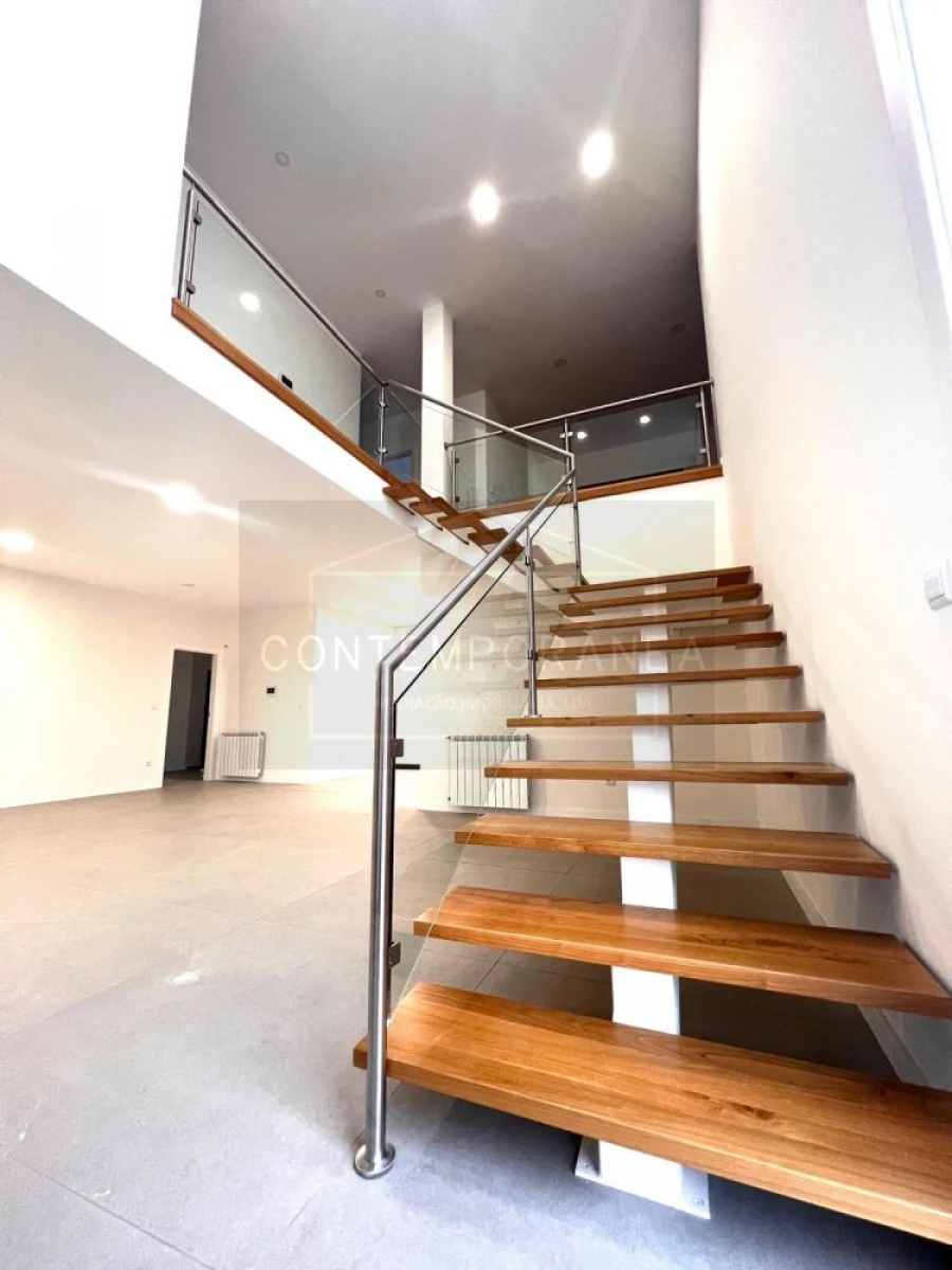 Moradia T4 para Venda em Mirandela Foto 6