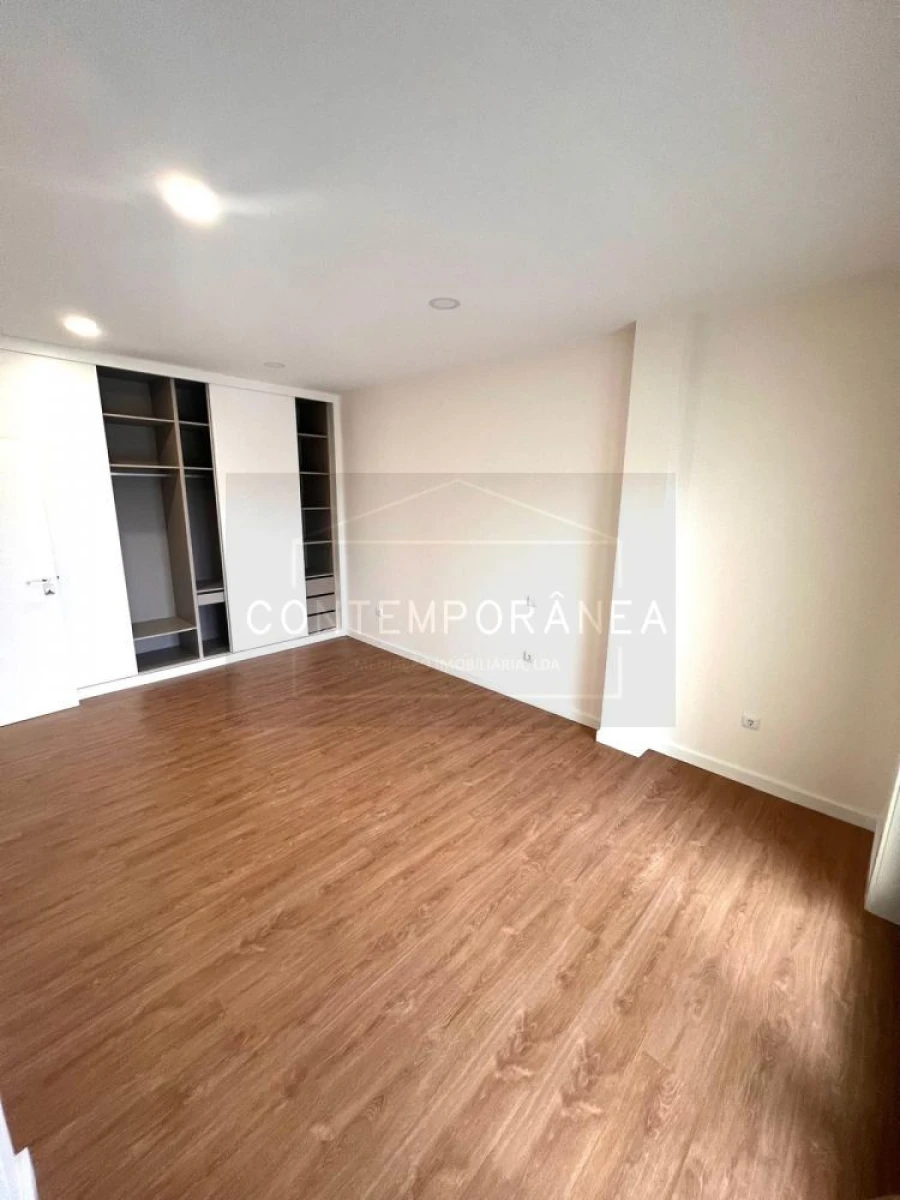 Moradia T4 para Venda em Mirandela Foto 28