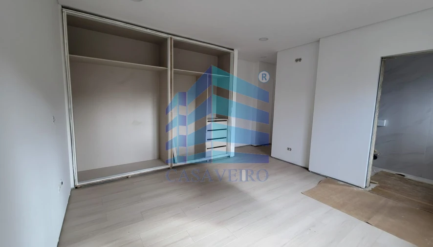 Moradia T2 para Venda em São Bernardo Foto 6