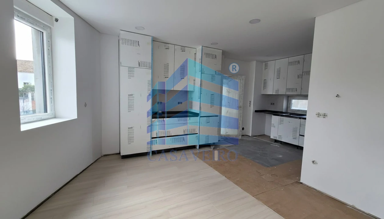 Moradia T2 para Venda em São Bernardo Foto 2