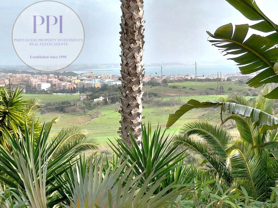 Moradia T3 para Venda em Lagos (São Sebastião e Santa Maria) Foto 37