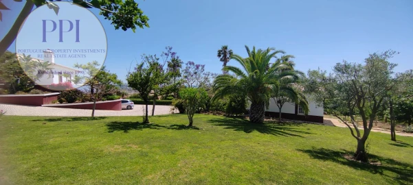 Moradia T3 para Venda em Lagos (São Sebastião e Santa Maria)