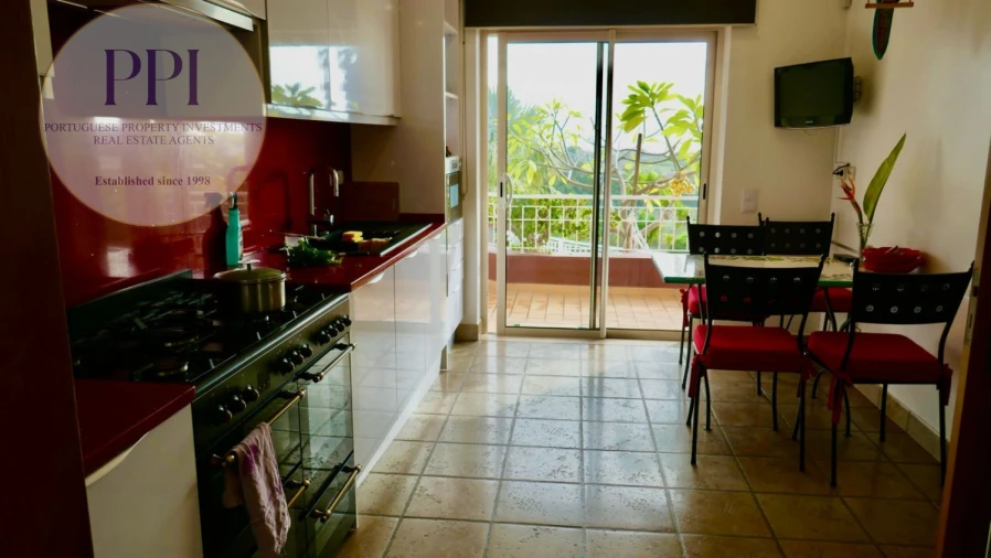 Moradia T3 para Venda em Lagos (São Sebastião e Santa Maria) Foto 24