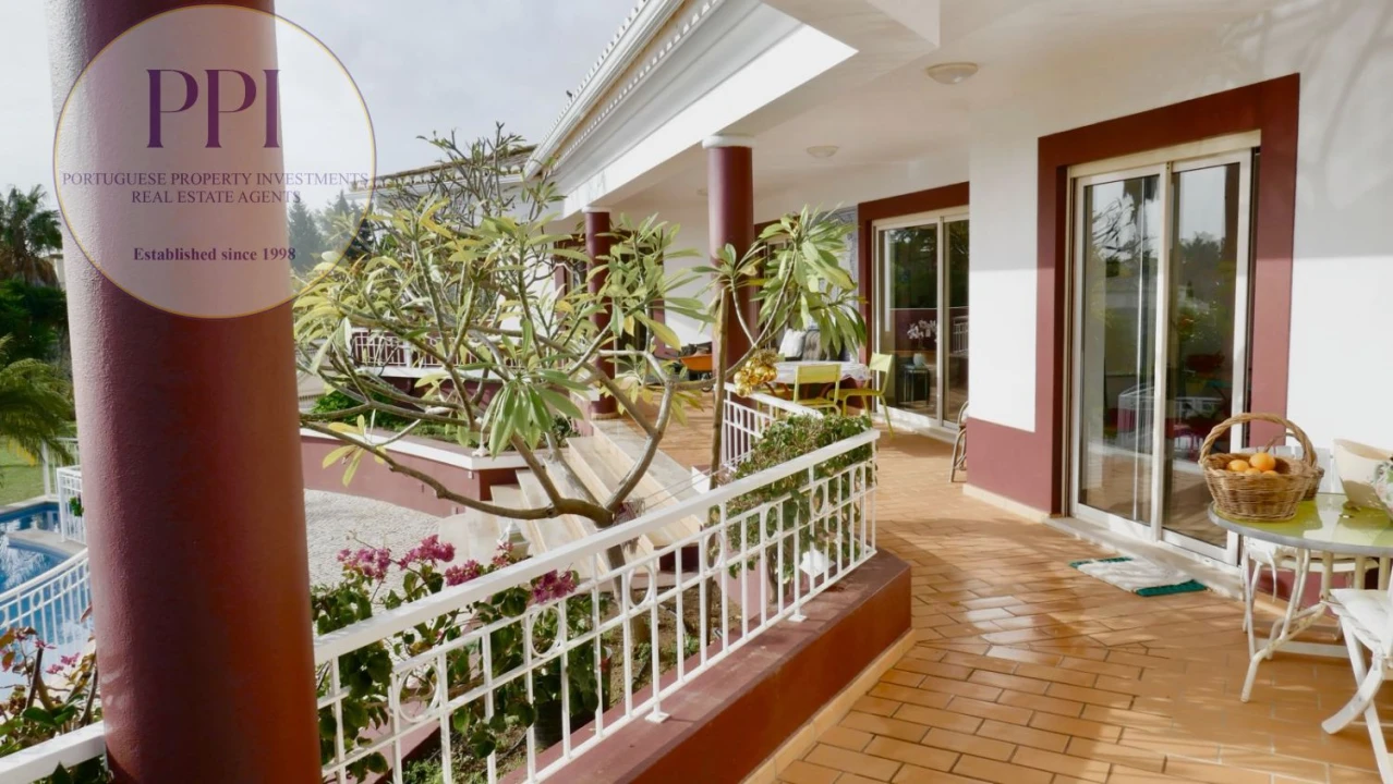 Moradia T3 para Venda em Lagos (São Sebastião e Santa Maria) Foto 52